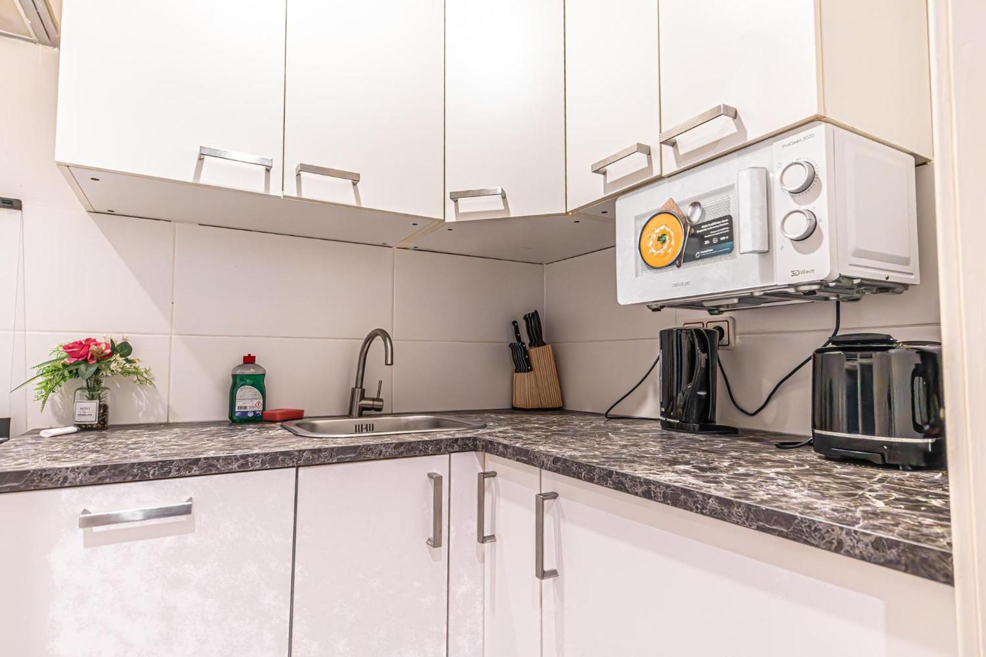Modern 2-bedroom For 5 In Prime Location Apartment Wien